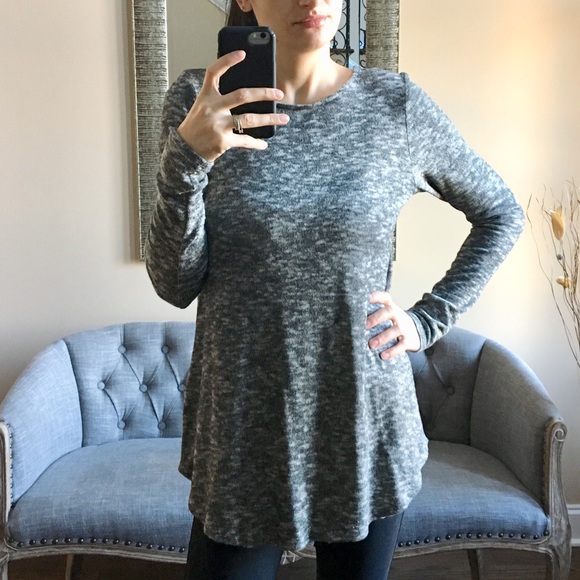Super Soft Knit Top - Picture 2 of 8